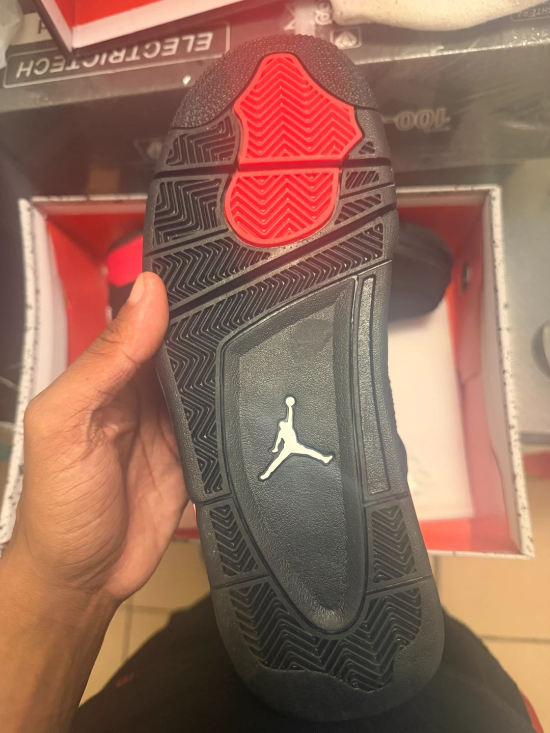 Air Jordan 4 Retro - photo 3