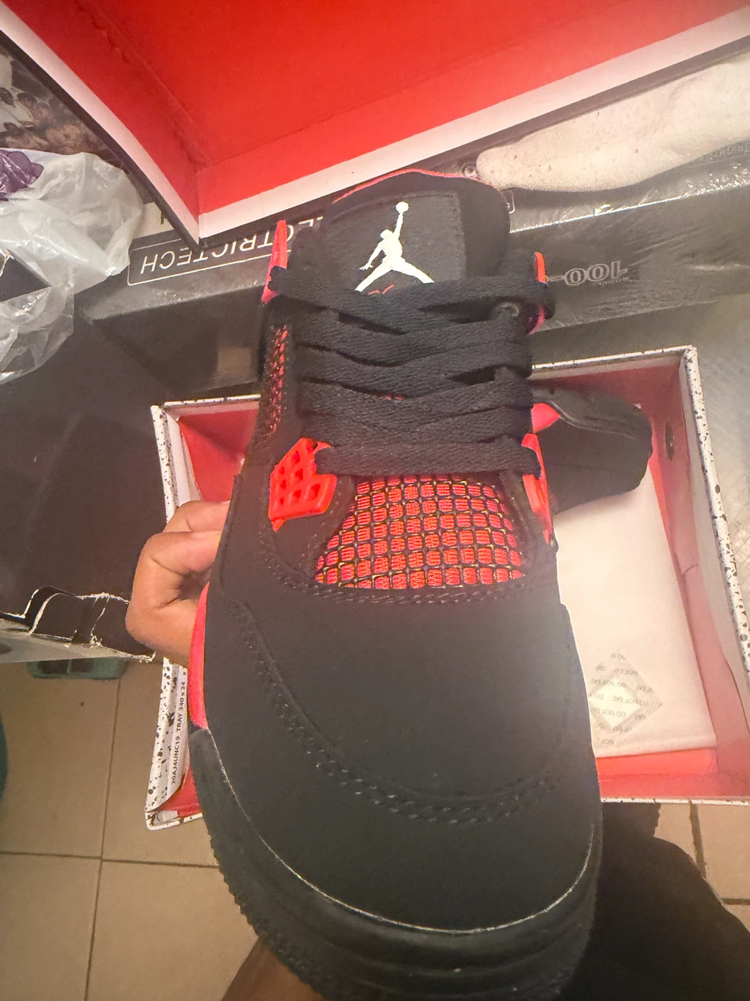 Air Jordan 4 Retro - photo 4
