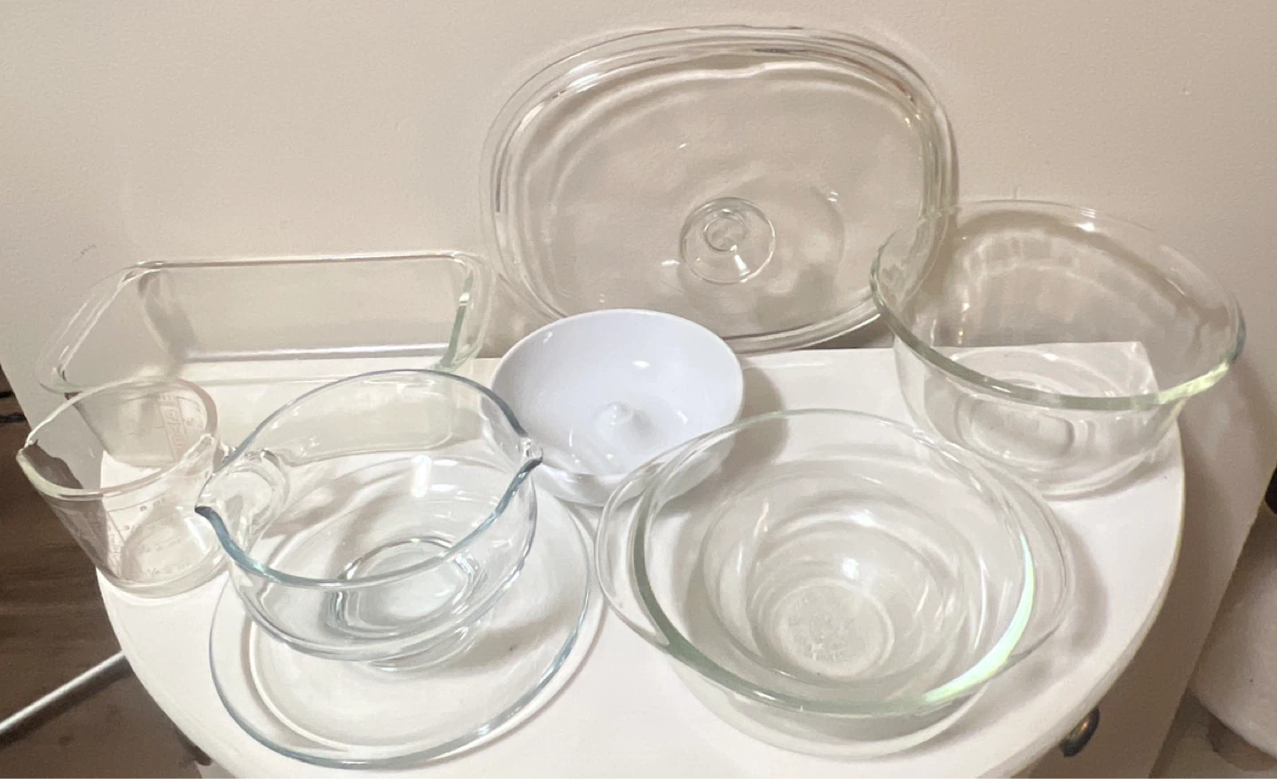 Vintage & Modern Glassware Lot (Pyrex, Duralex, HG)- 8 Pieces