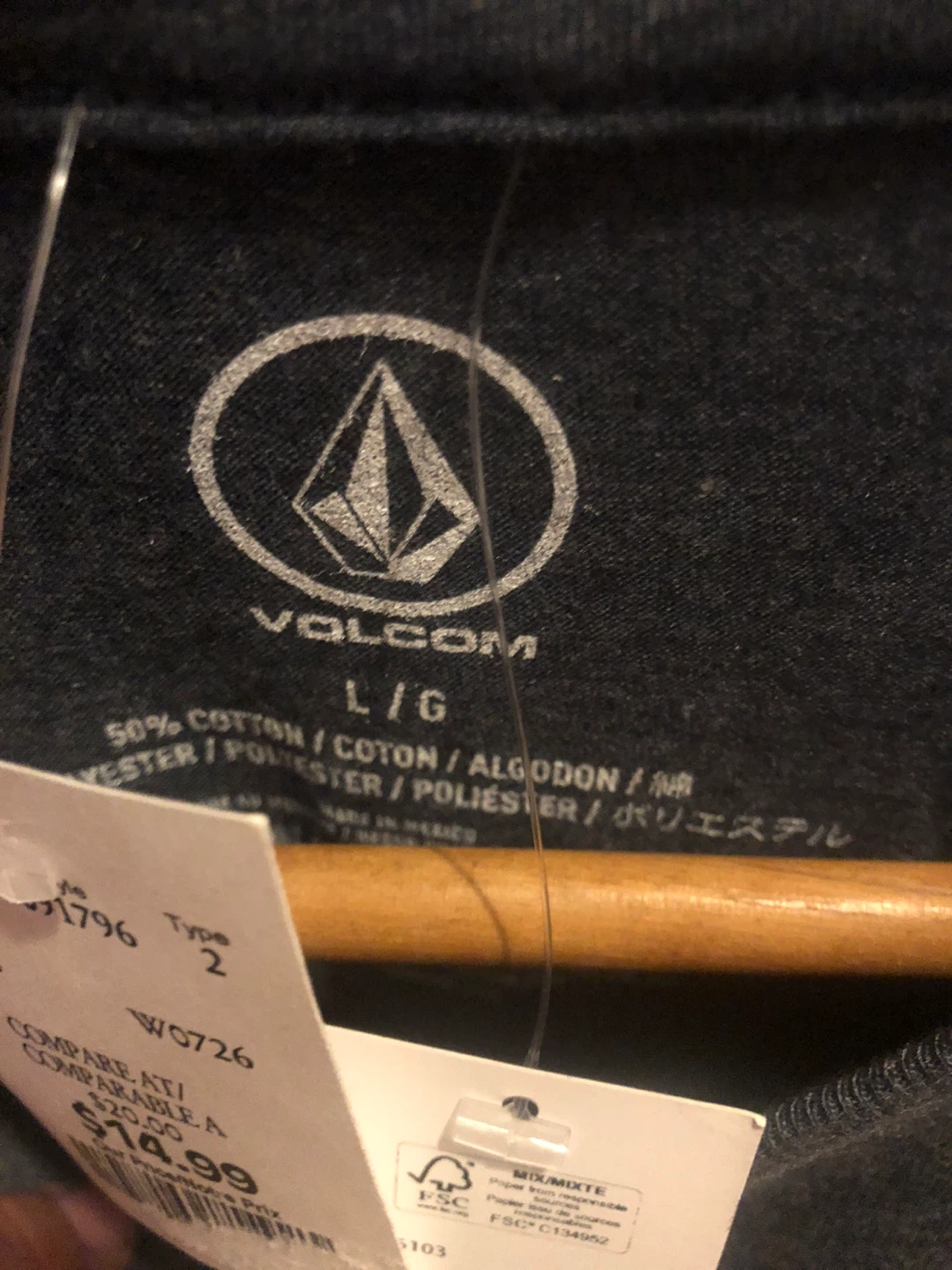 NEW Volcom T-Shirt -Large - photo 3