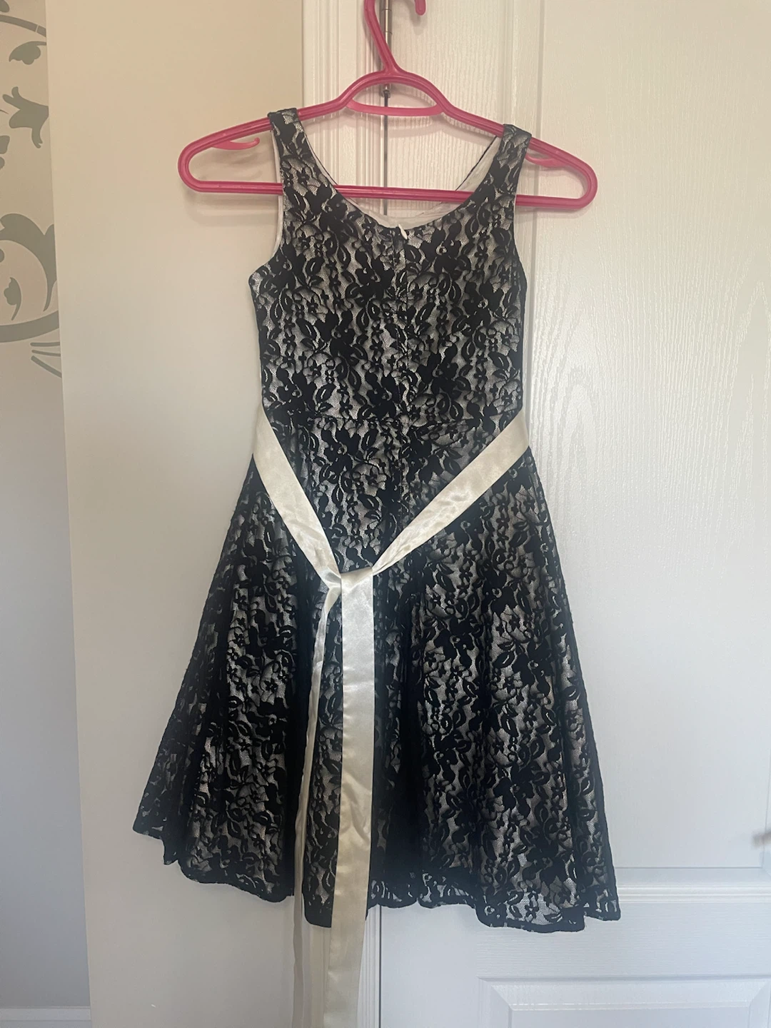Girls' Dress - photo 3