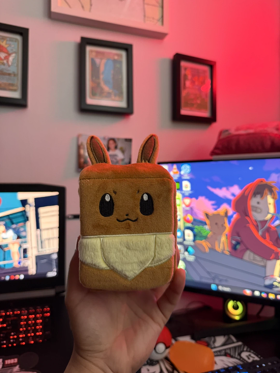 Eevee Deck box and Eeveelution PlayMat - photo 2