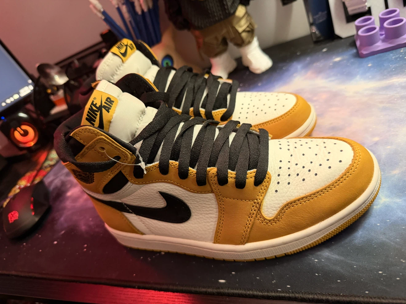 Jordan 1 Yellow Ochre