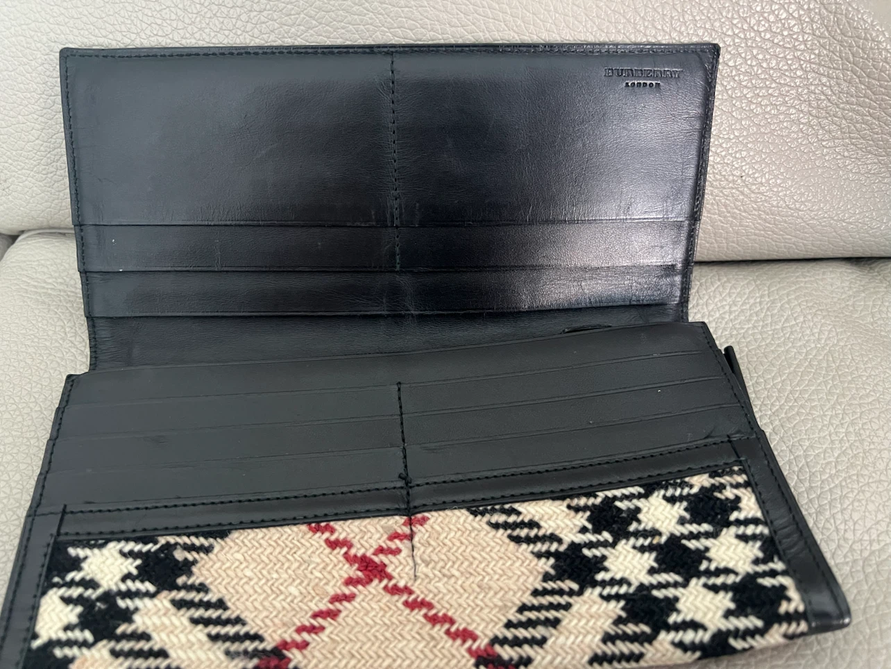 Burberry Plaid Long Wallet - photo 2