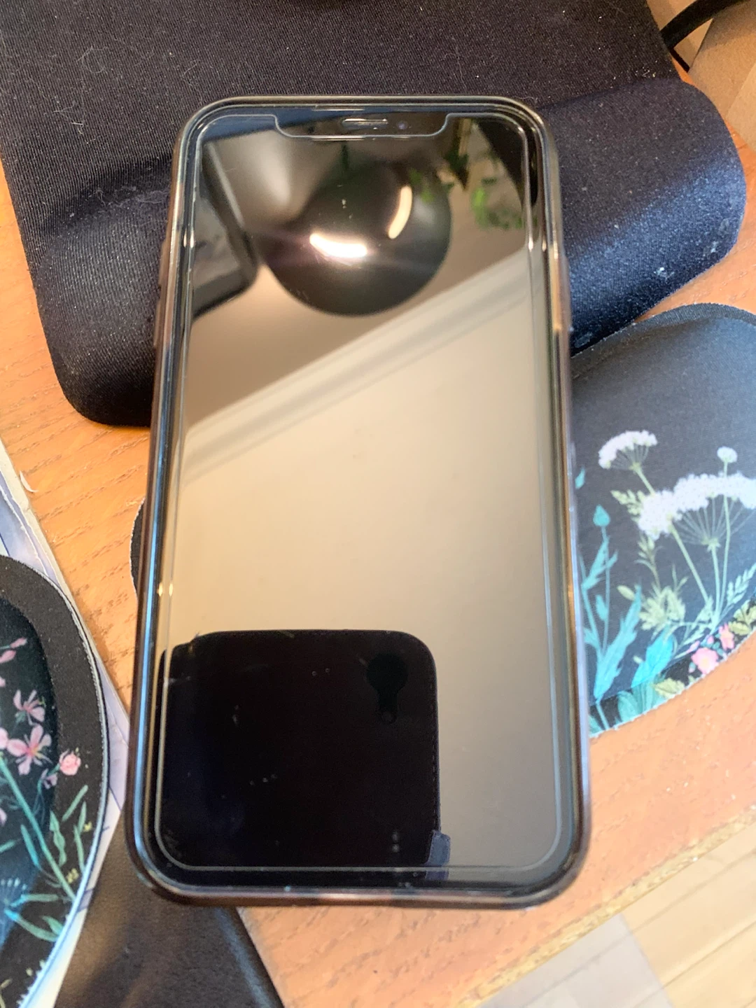 iPhone XR Black 64GB Unlocked with box - photo 2