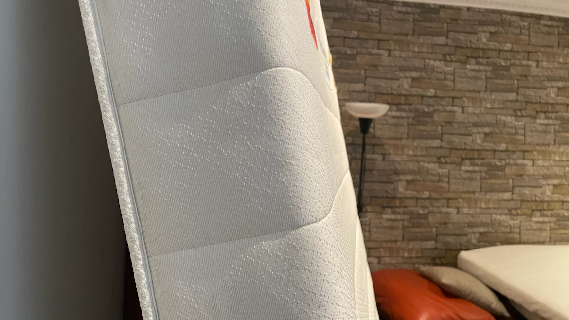 single Mattress - photo 3