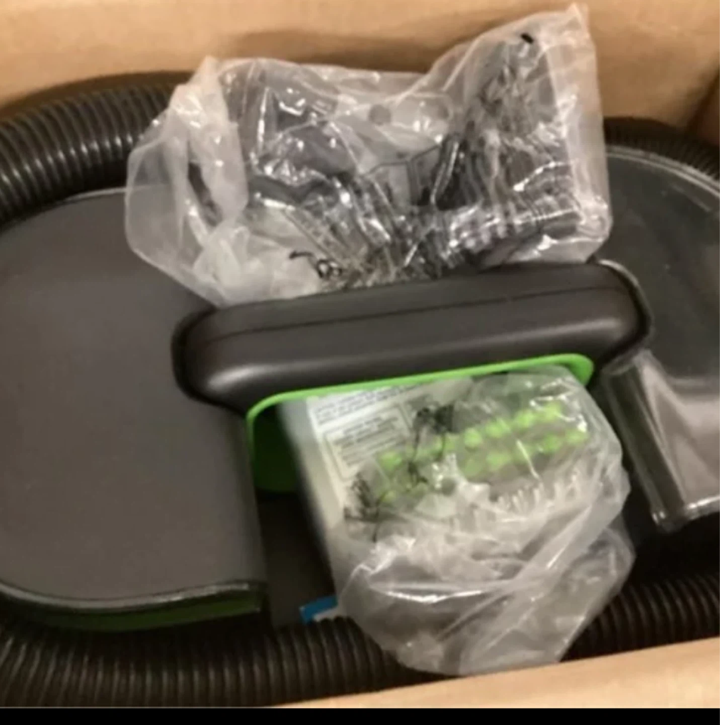 Bissell Little Green Max Pet Portable Carpet Cleaner - photo 2