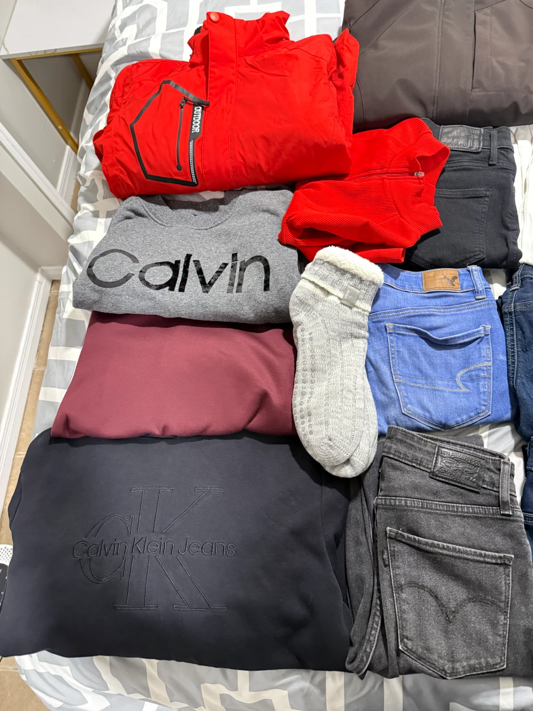 Woman’s Clothing Lot - photo 2