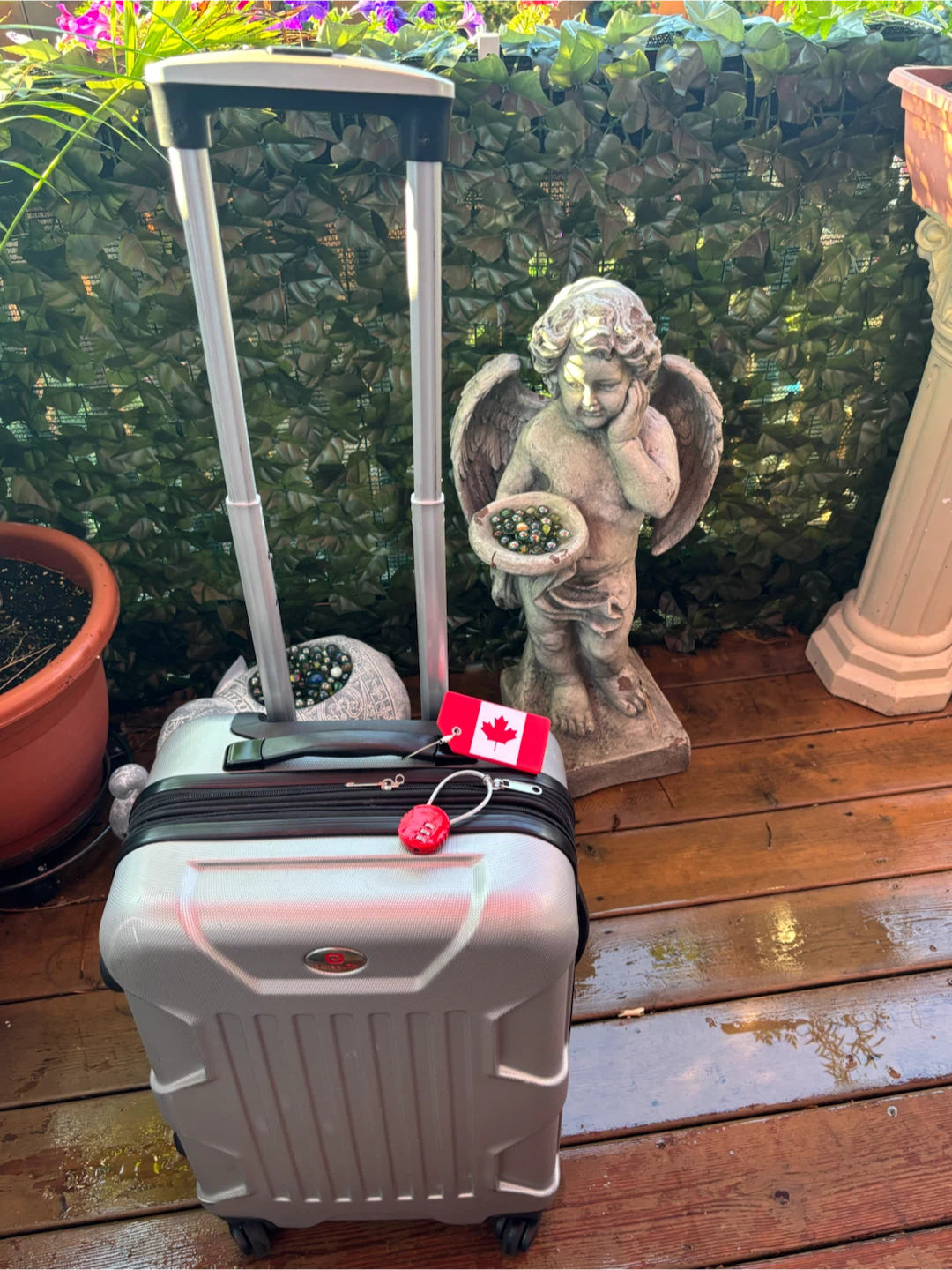 Wenger Silver Hardside Spinner Luggage - photo 2
