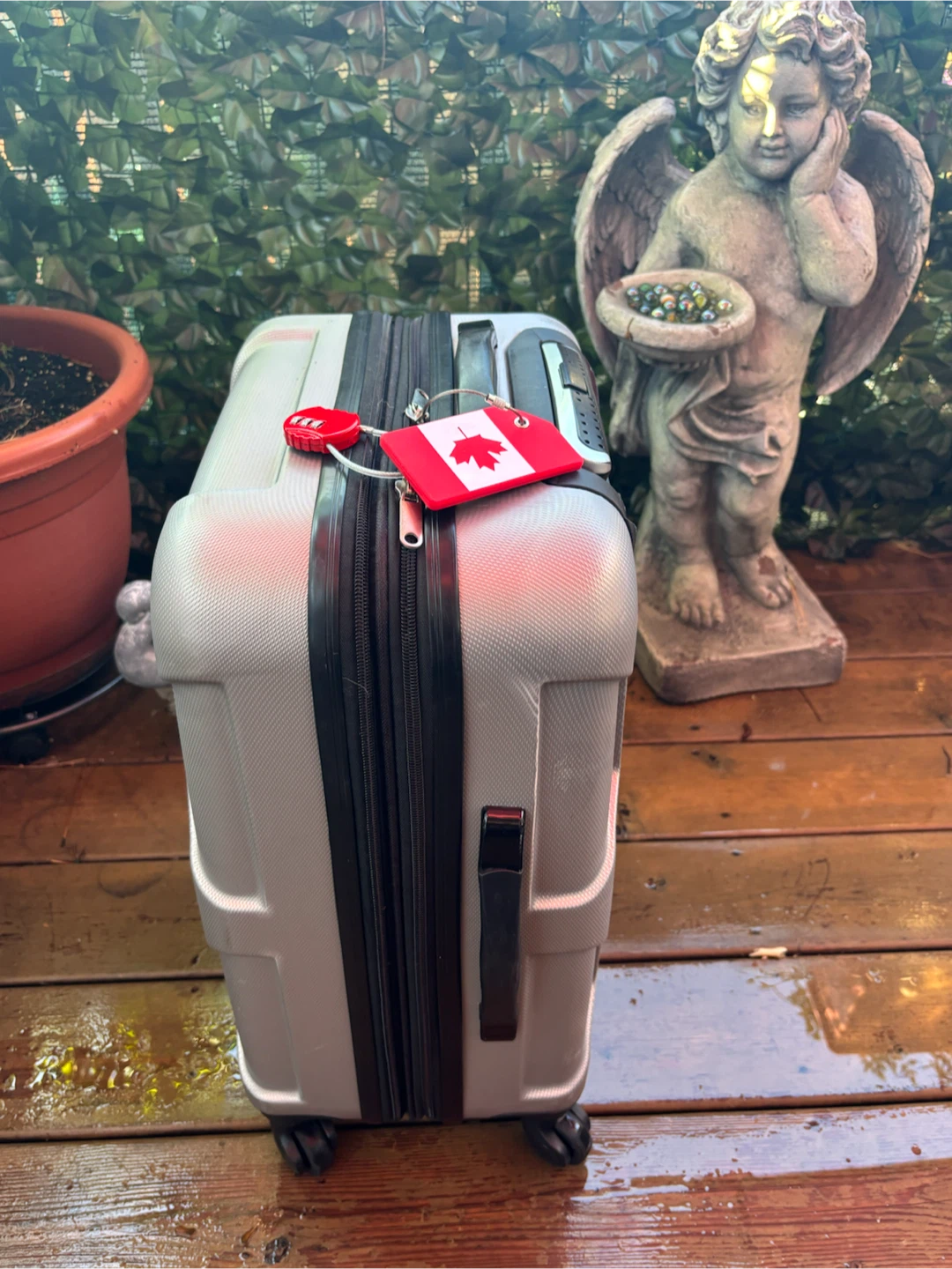Wenger Silver Hardside Spinner Luggage - photo 3