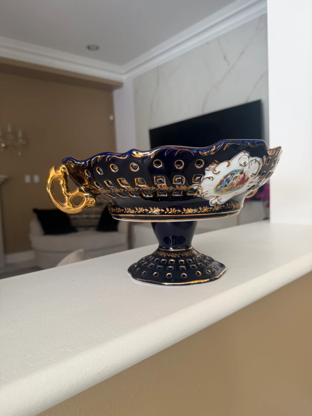 24 CT Thun M.Z. Czech Porcelain Fruit Bowl with Gold Accents - photo 4