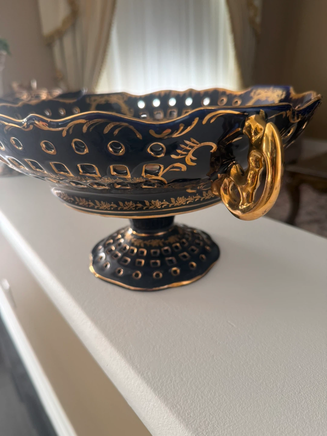 24 CT Thun M.Z. Czech Porcelain Fruit Bowl with Gold Accents - photo 3