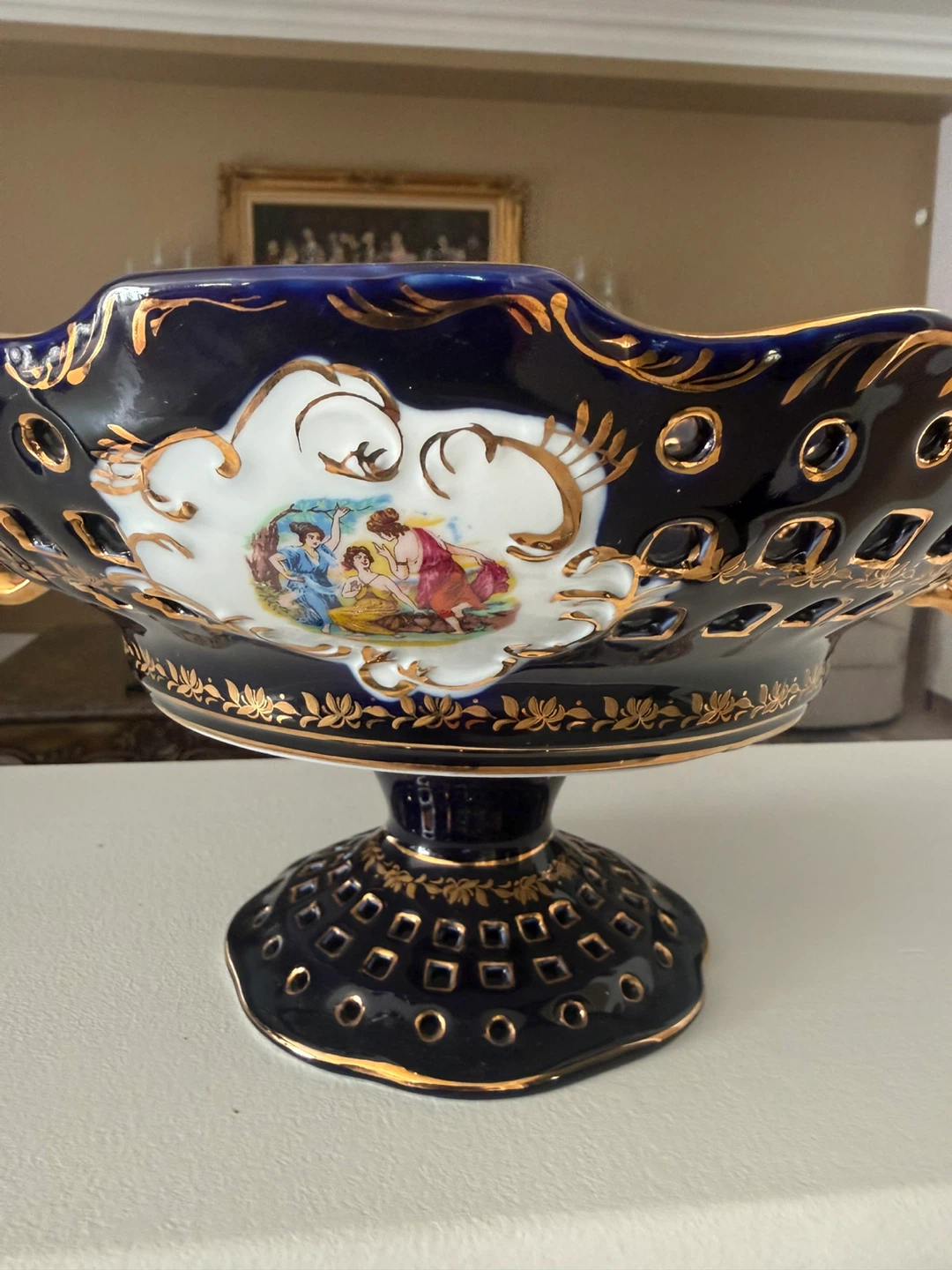 24 CT Thun M.Z. Czech Porcelain Fruit Bowl with Gold Accents - photo 2