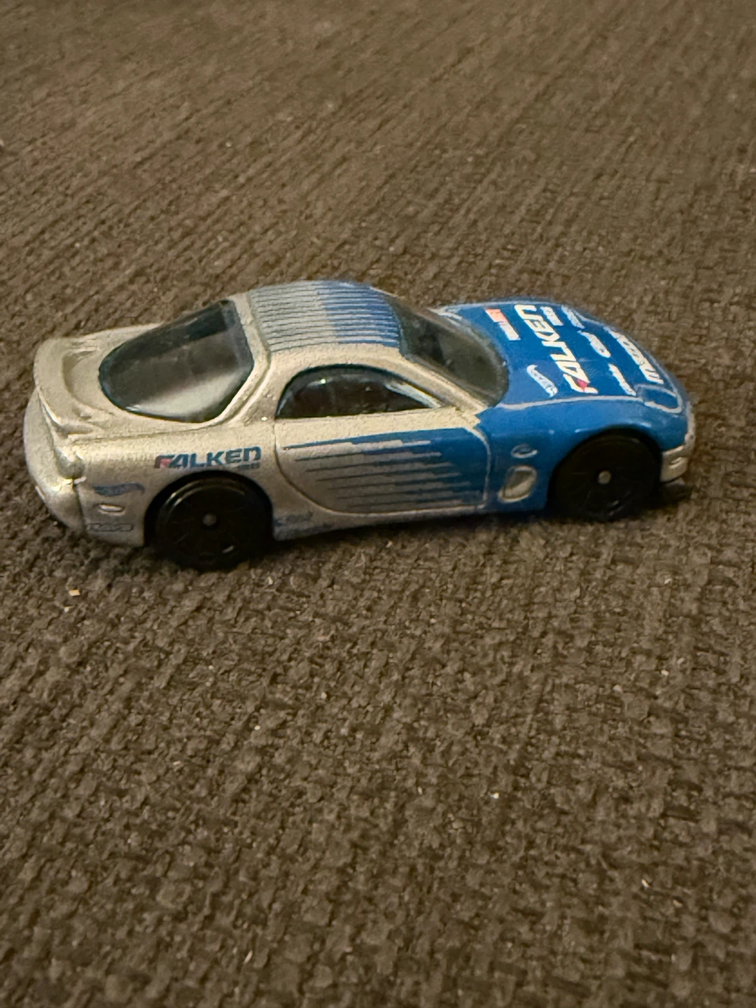 Hot Wheels Mazda RX-7 Die-Cast Car - photo 5