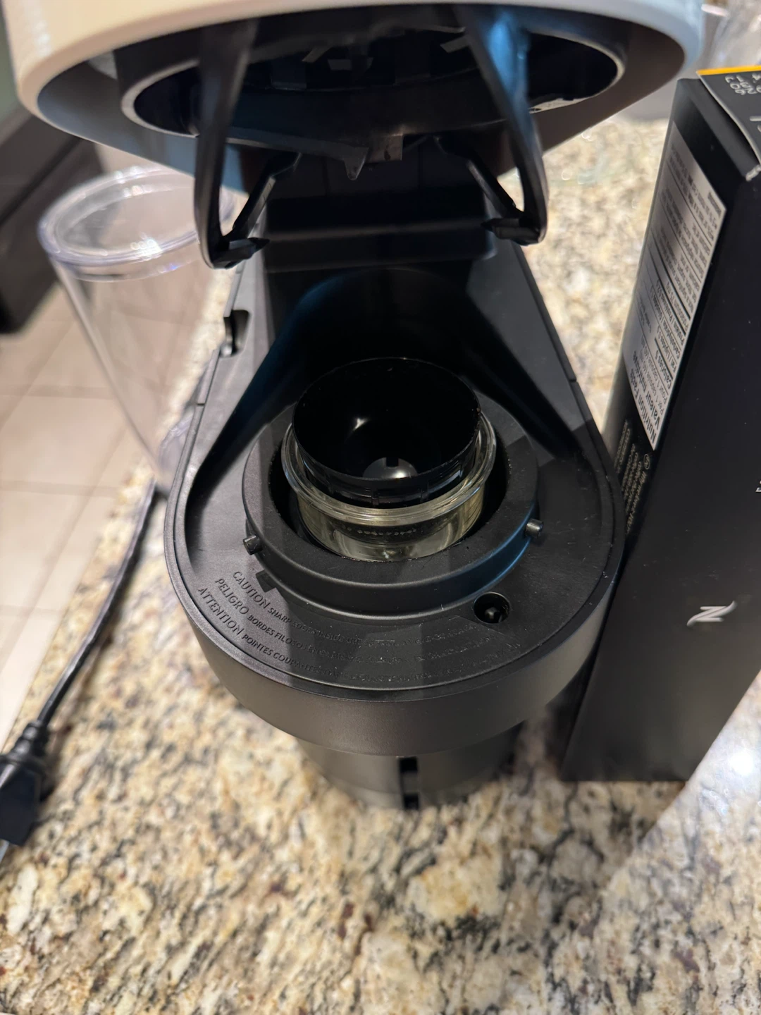 Nespresso VertuoPlus Coffee Machine - photo 3
