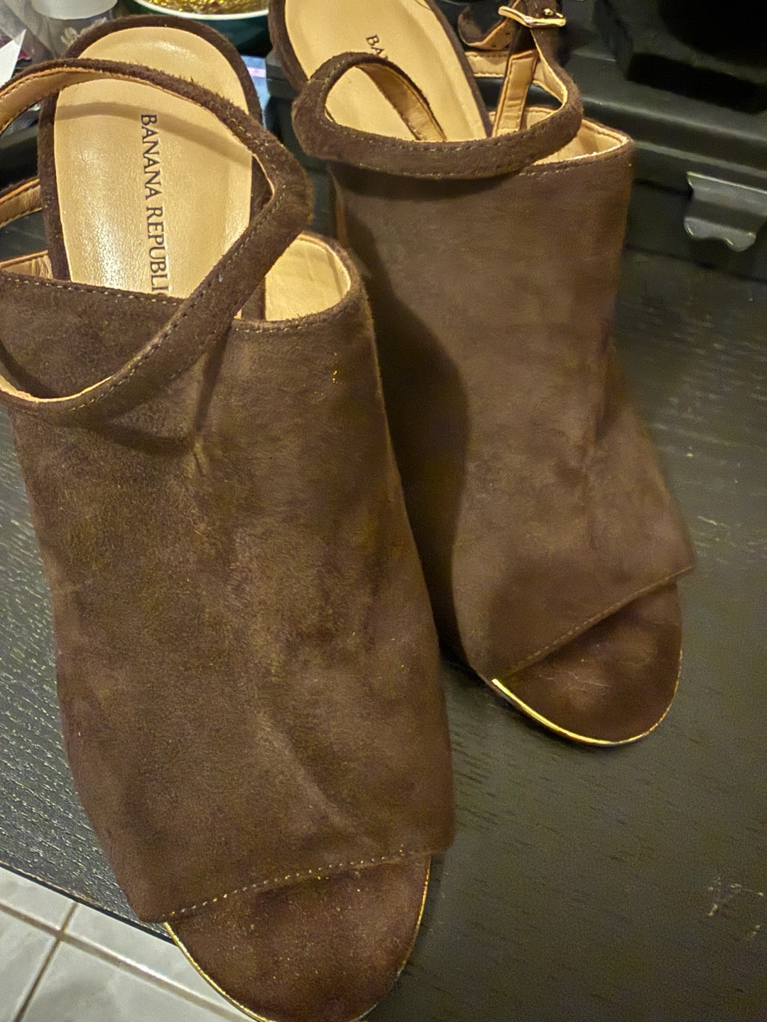 Banana Republic Brown Suede Heeled Sandals Size 7