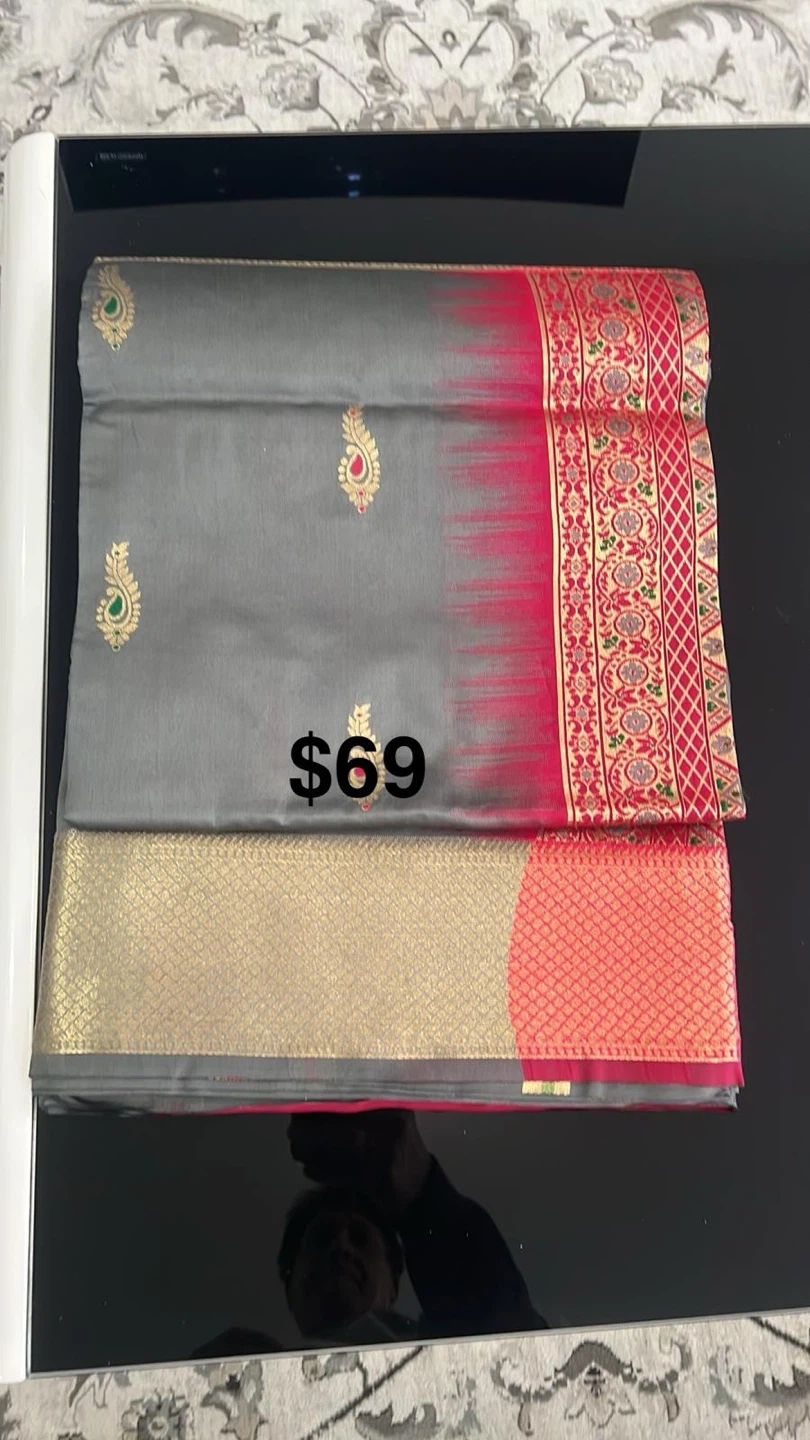 Grey Silk Saree with Pink Border closing business sale - photo 2