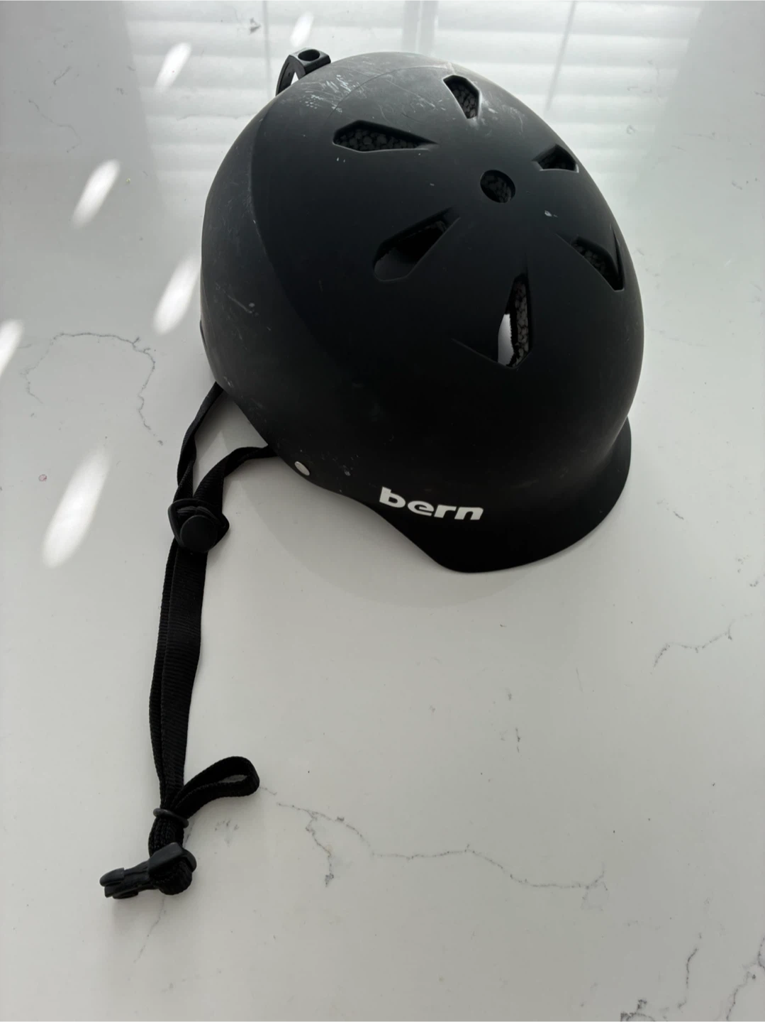 Bern Hard Hat XL Bike/Skate Helmet – Black – Good Condition