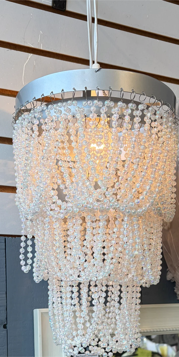 PRETTY PEARL HANGING LAMP