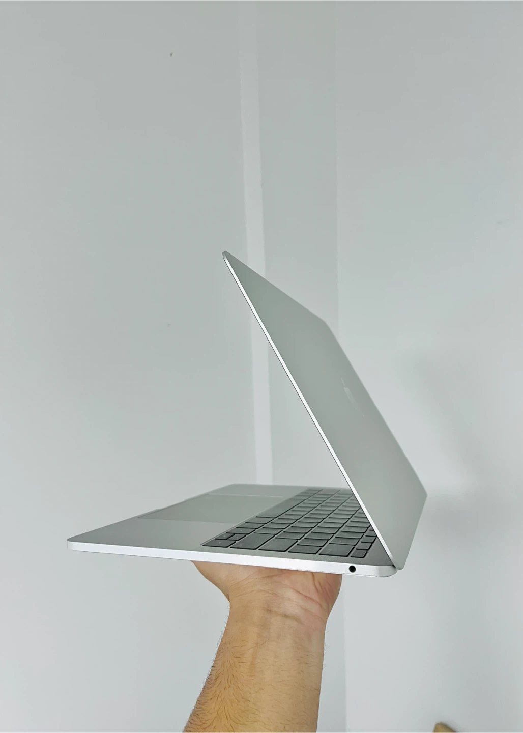 MacBook Pro - photo 4