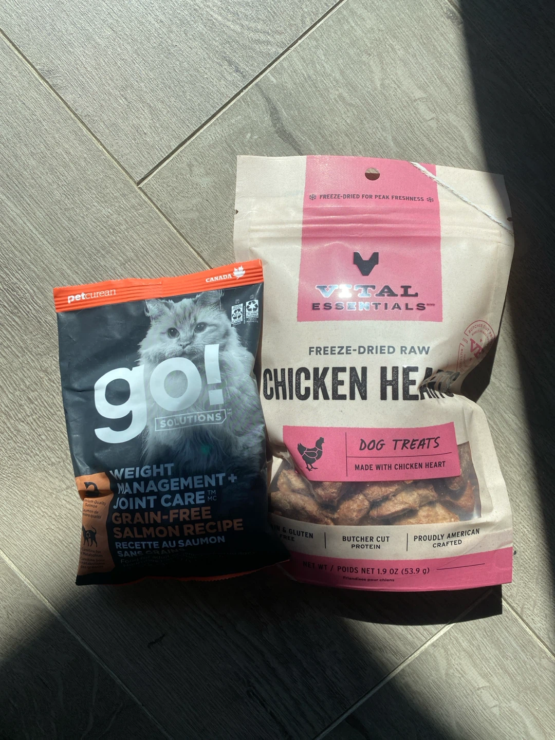 FREE! Cat food sample and freeze dried Chicken hearts