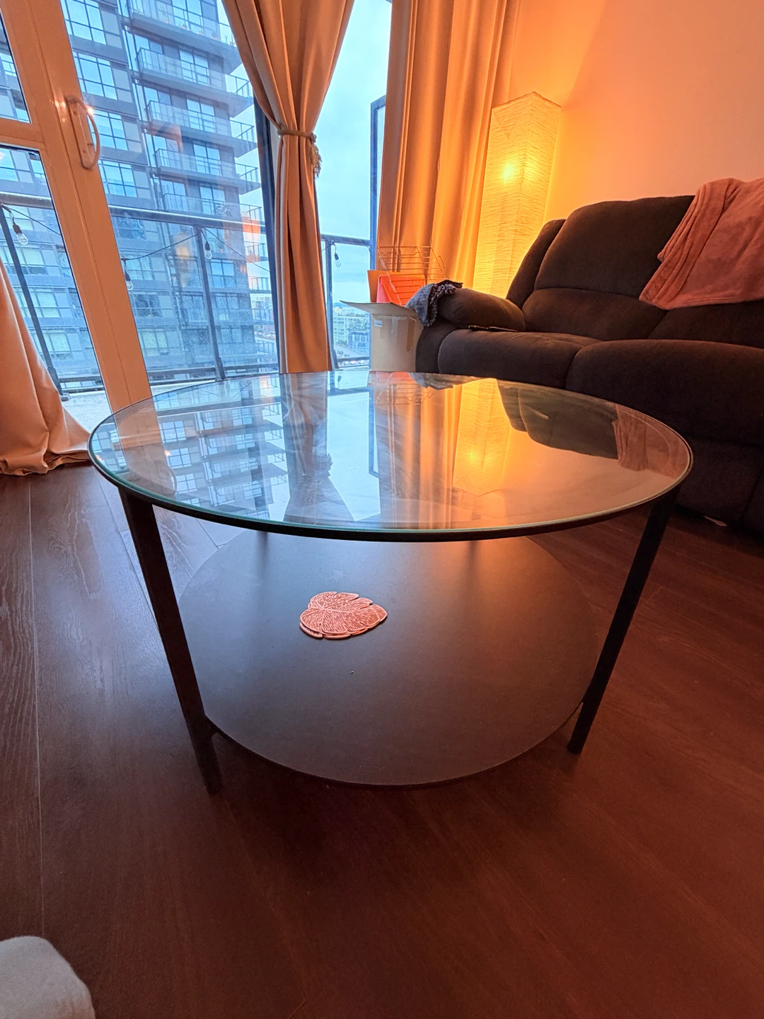 IKEA VITTSJÖ Coffee Table - Round Glass Coffee Table