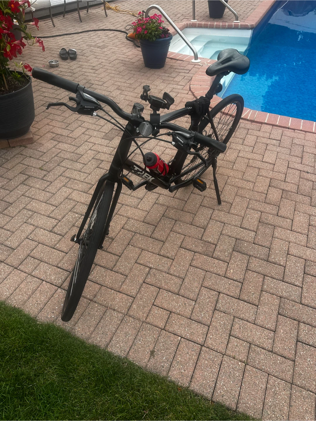 Trek FX 3 Disc Hybrid Bike - photo 3