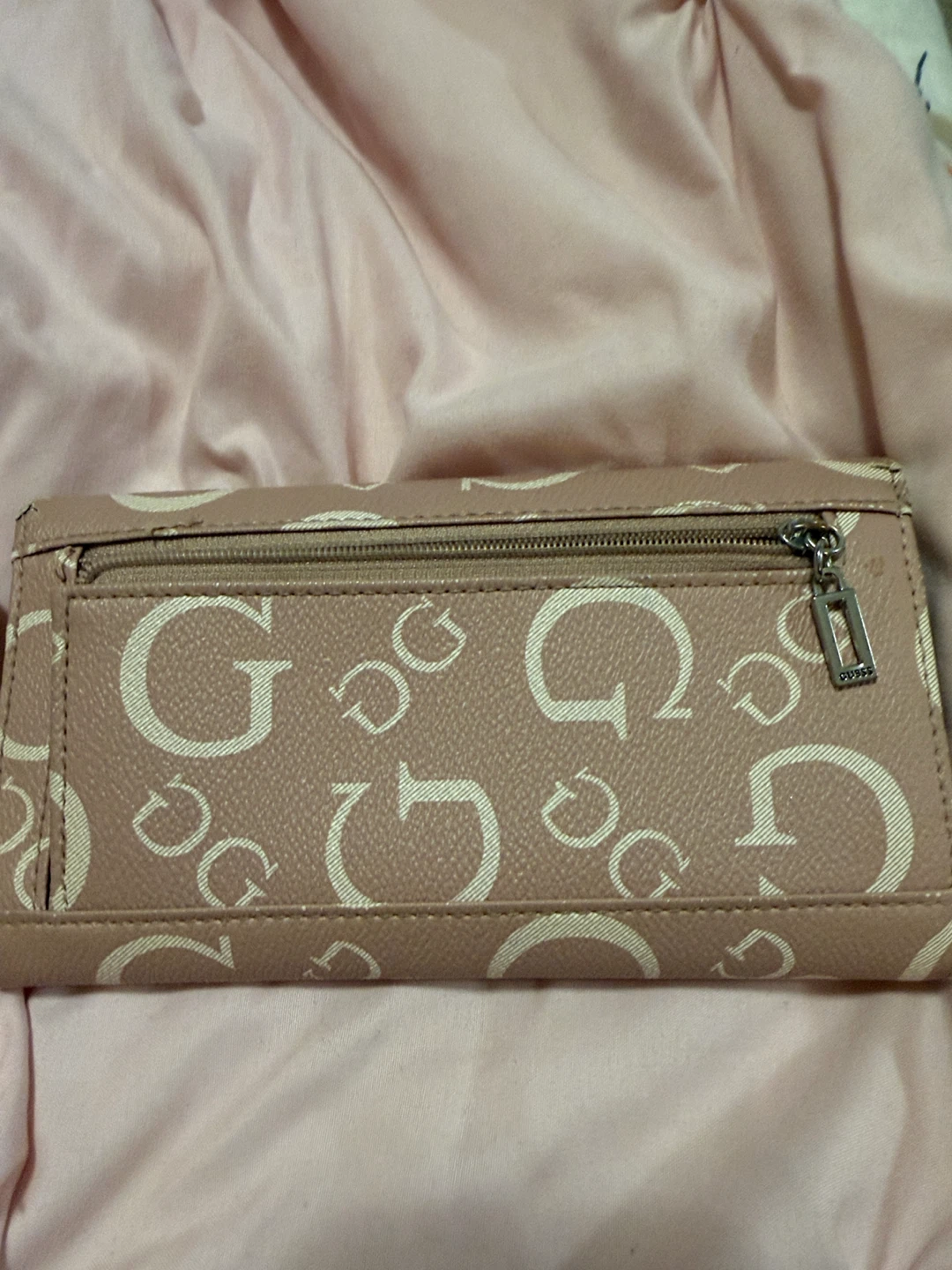 Guess Wallet