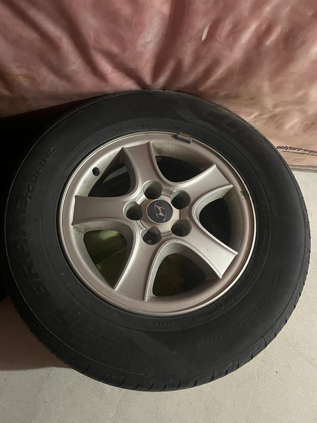 Santa Fe Tires and Rims Set(original) - photo 2