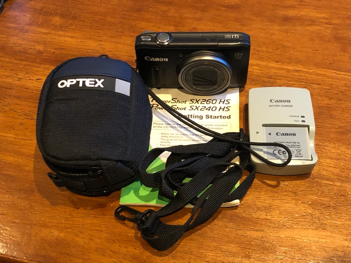 Canon PowerShot SX240 HS 20x Optical Zoom Digital Camera