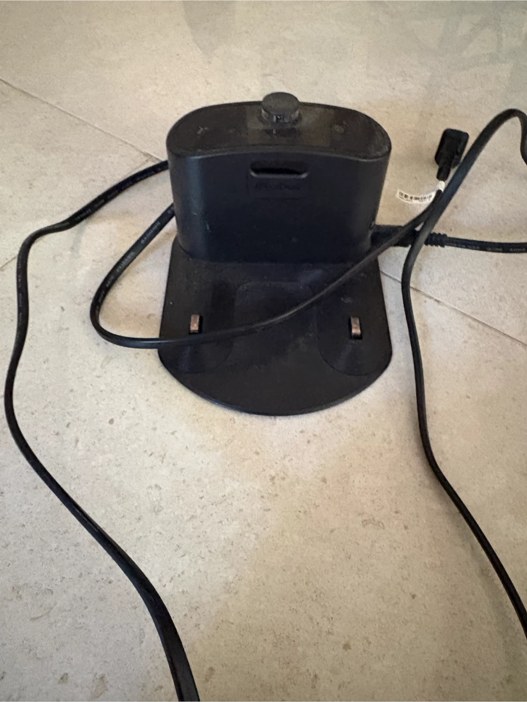 iRobot Roomba Vacuum Cleaner - photo 2