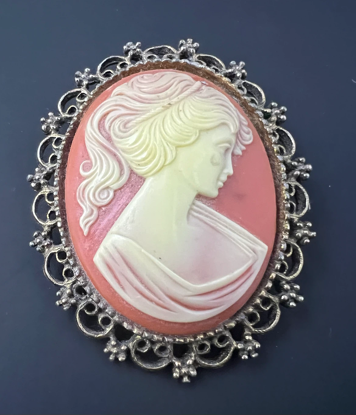 Vintage Cameo Brooch/Pendant