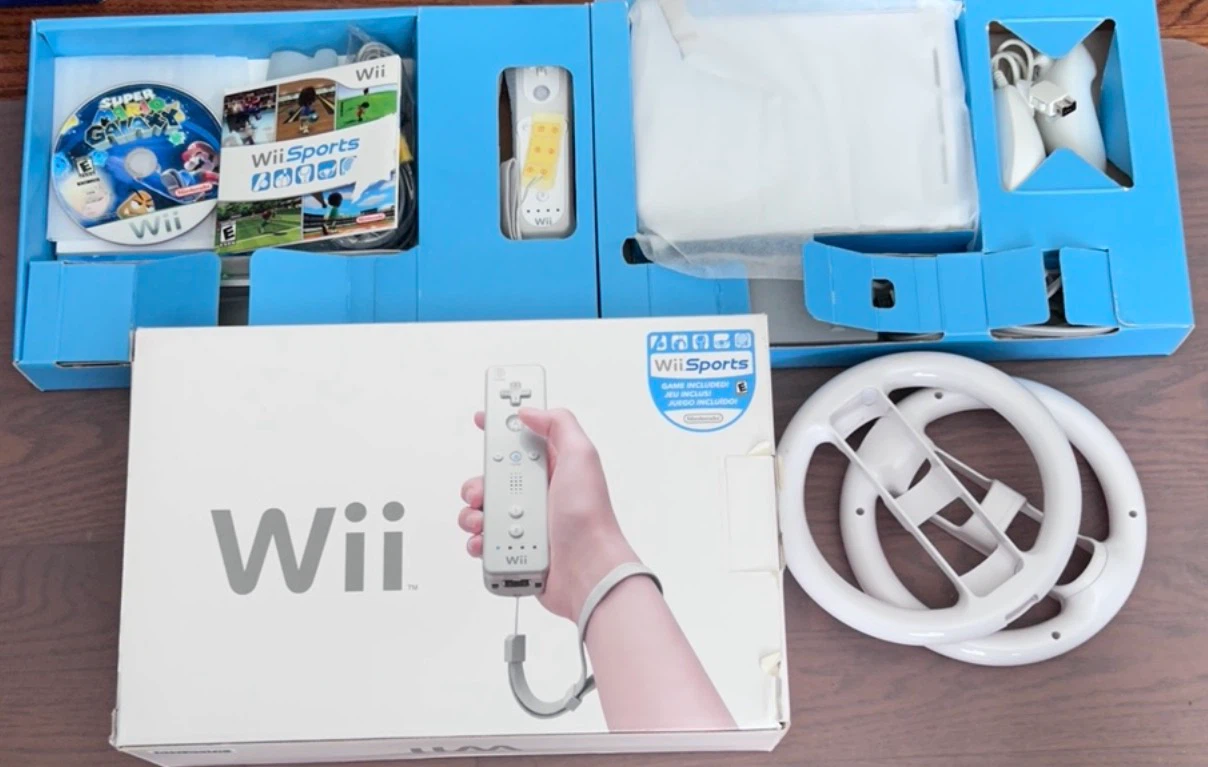 Wii Sports + Wii fit Console and Games