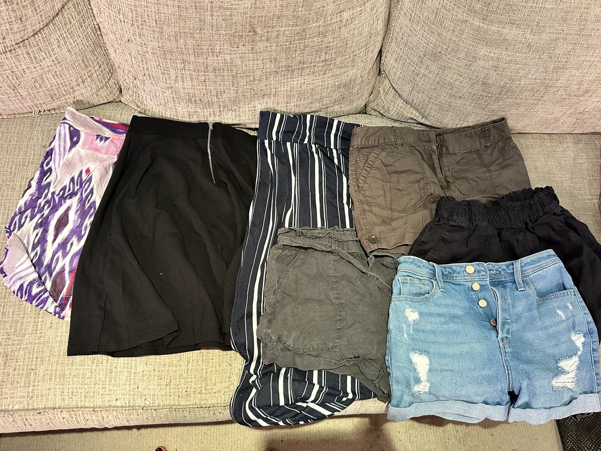 Women's Shorts & Skirts Size S x7
