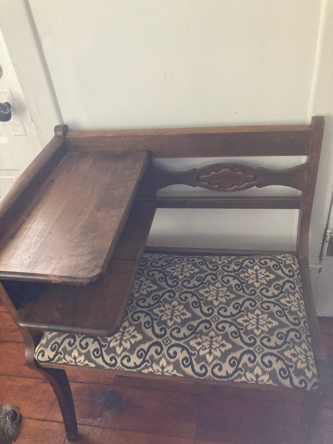 Antique Wooden Seat - photo 2