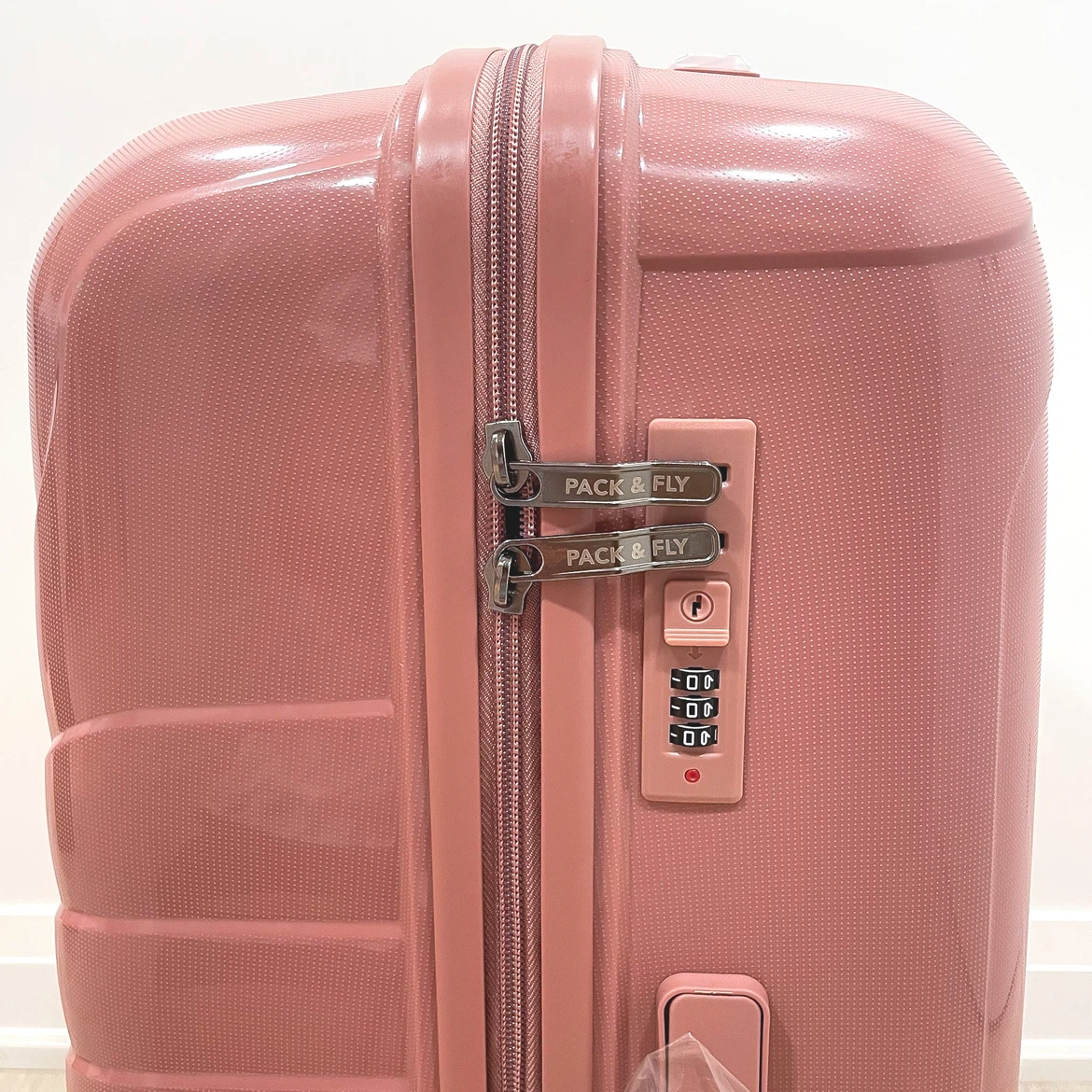 Roselia Pink 3-Piece Luggage Set – Brand New - photo 2