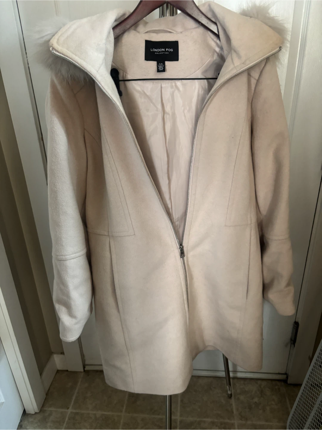 London Fog Cream Faux Suede Coat with Fur Hood L/G