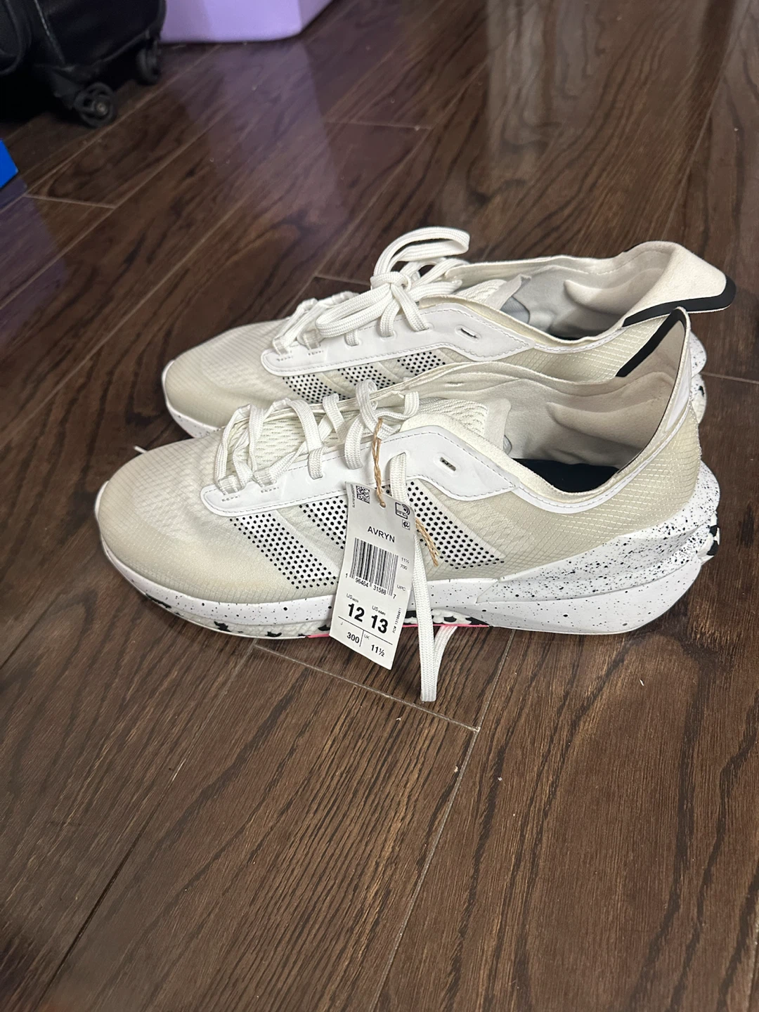 Adidas Avryn Shoes - photo 4