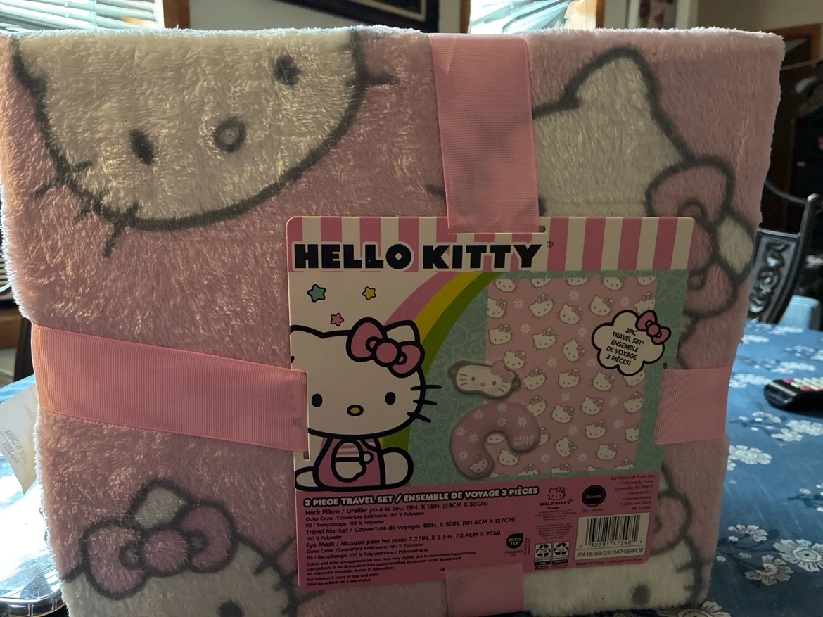 Hello Kitty 3-Piece Travel Set Blanket Pillow Eye Mask Pink - photo 2