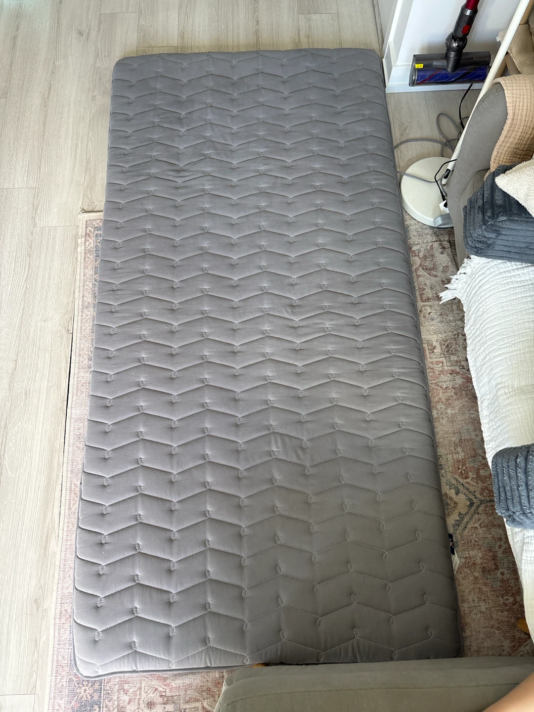 Twin size Grey Floor Mattress Futon - photo 2