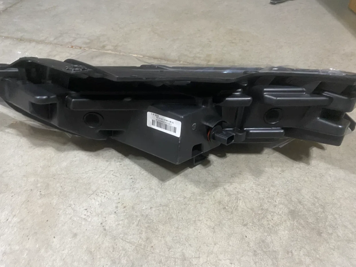 Headlight Chevy blazer - photo 4