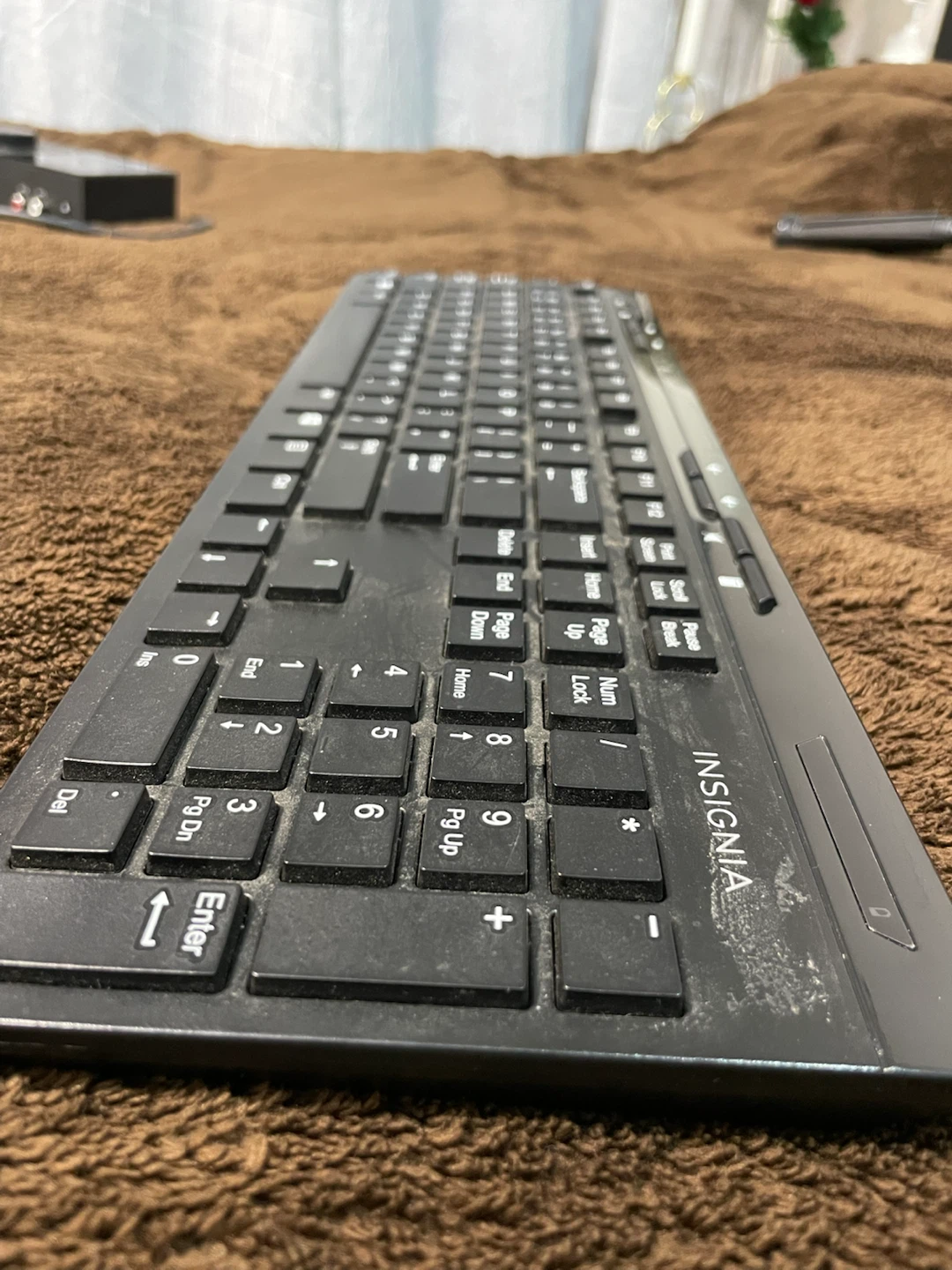 Insignia Wireless Keyboard and Mouse Combo - photo 3
