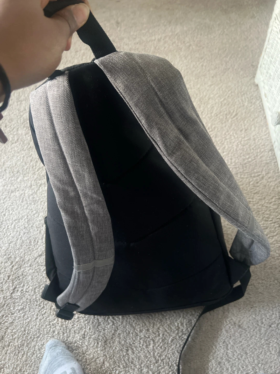 URGENT SALE 10$ Roots Backpack - photo 3