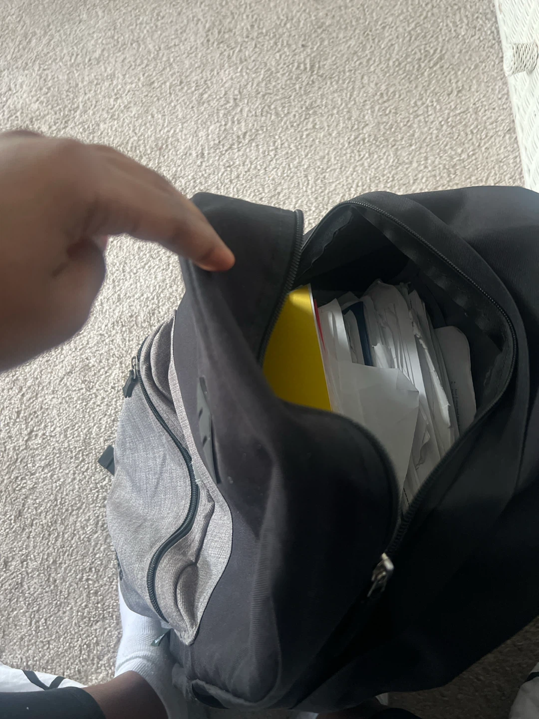 URGENT SALE 10$ Roots Backpack - photo 5