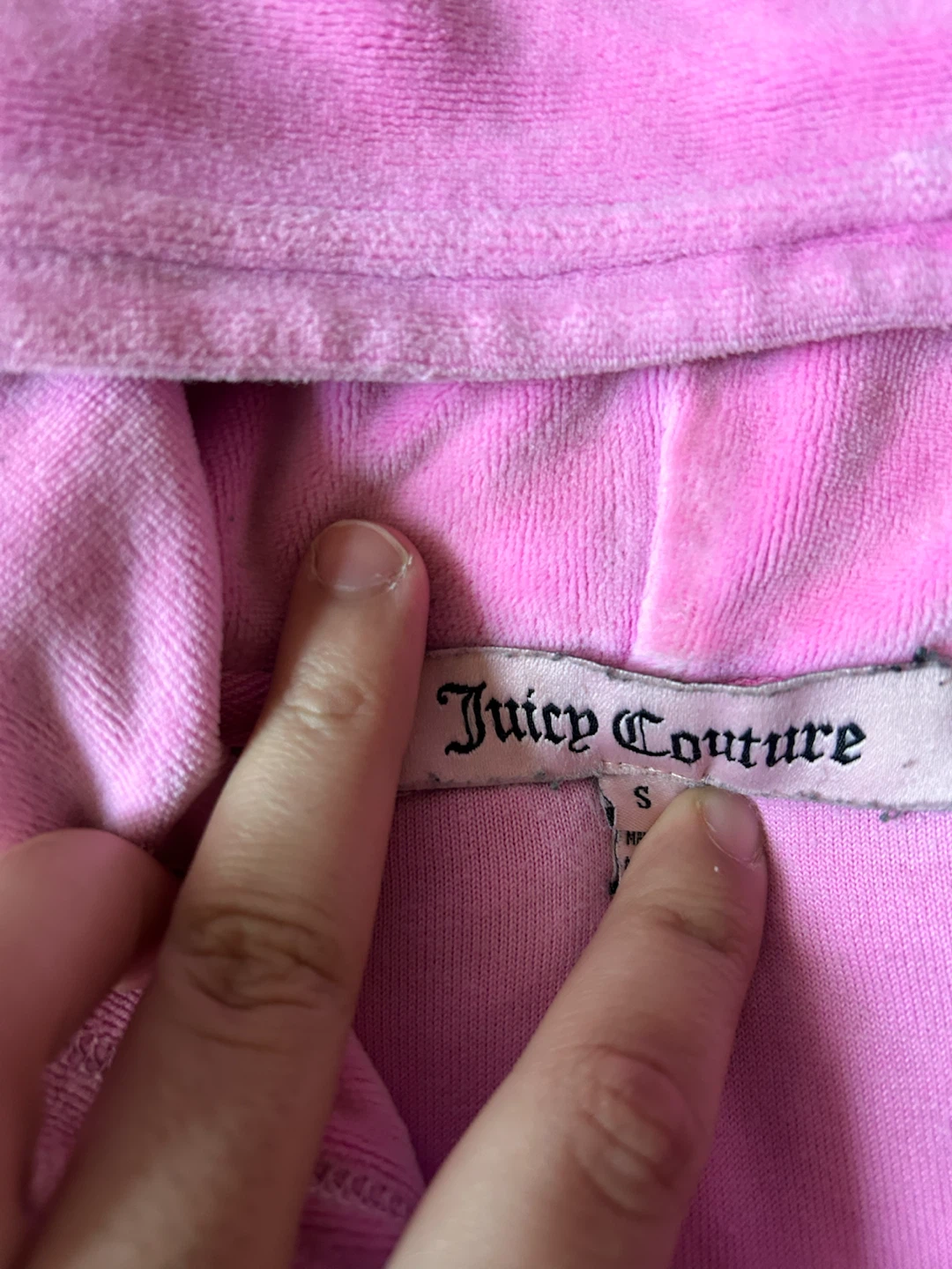 Juicy Couture Pink Velour Hoodie - photo 4
