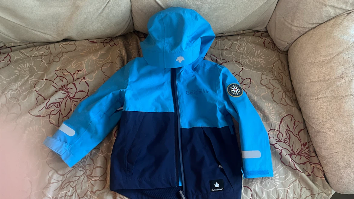 Canadiana Rain Jacket Size 3T, Canadian Geographic - photo 2