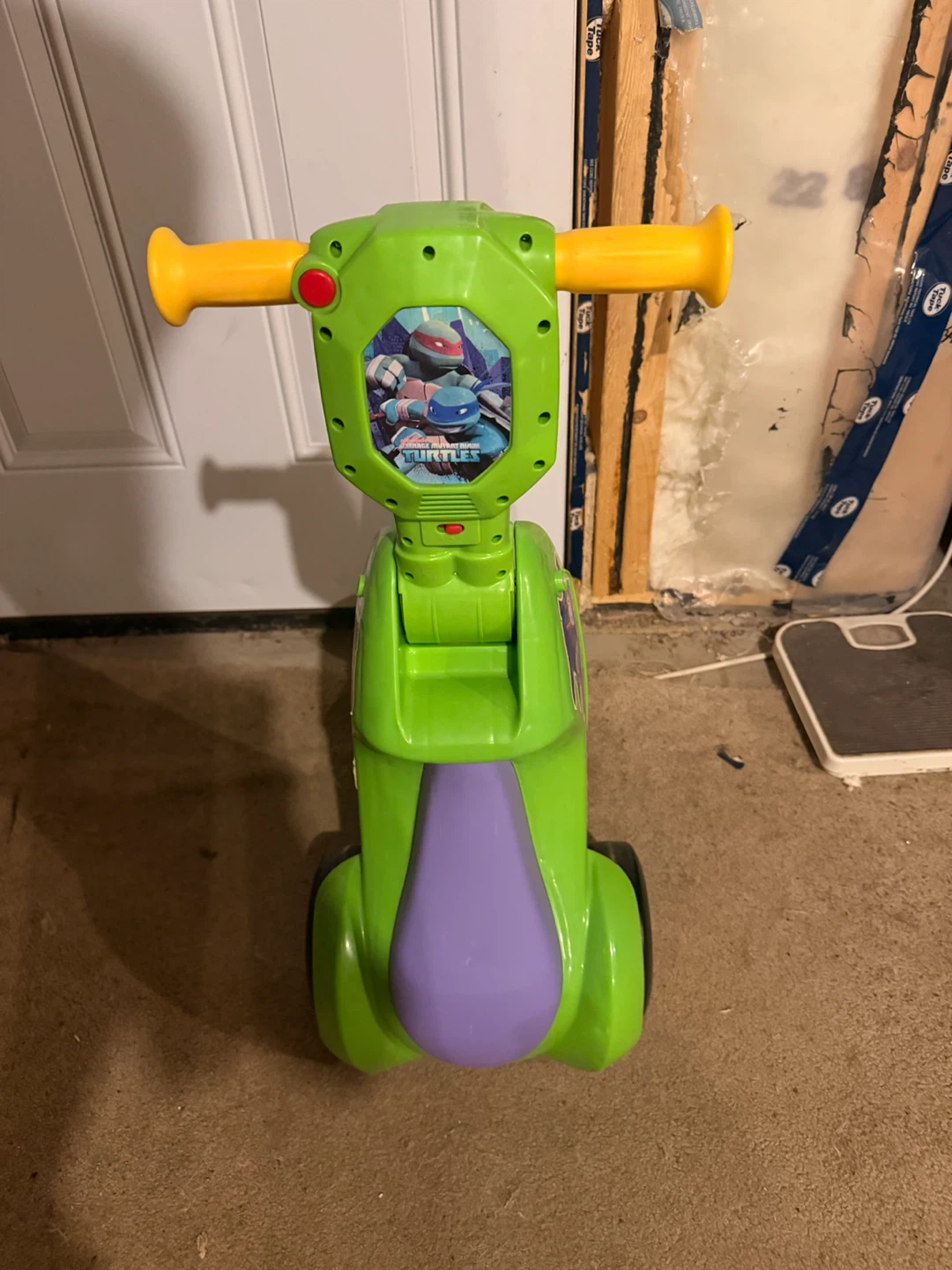 Kids Scooter - Teenage Mutant Ninja Turtles Design