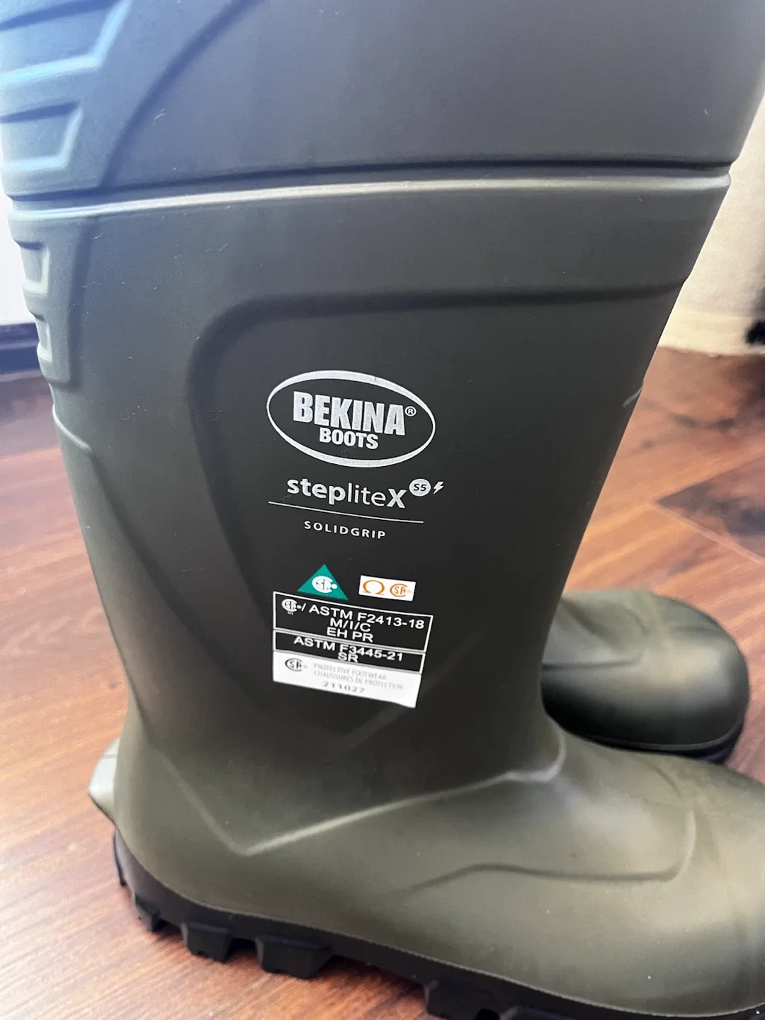 Bekina Boots StepliteX Waterproof Size 7