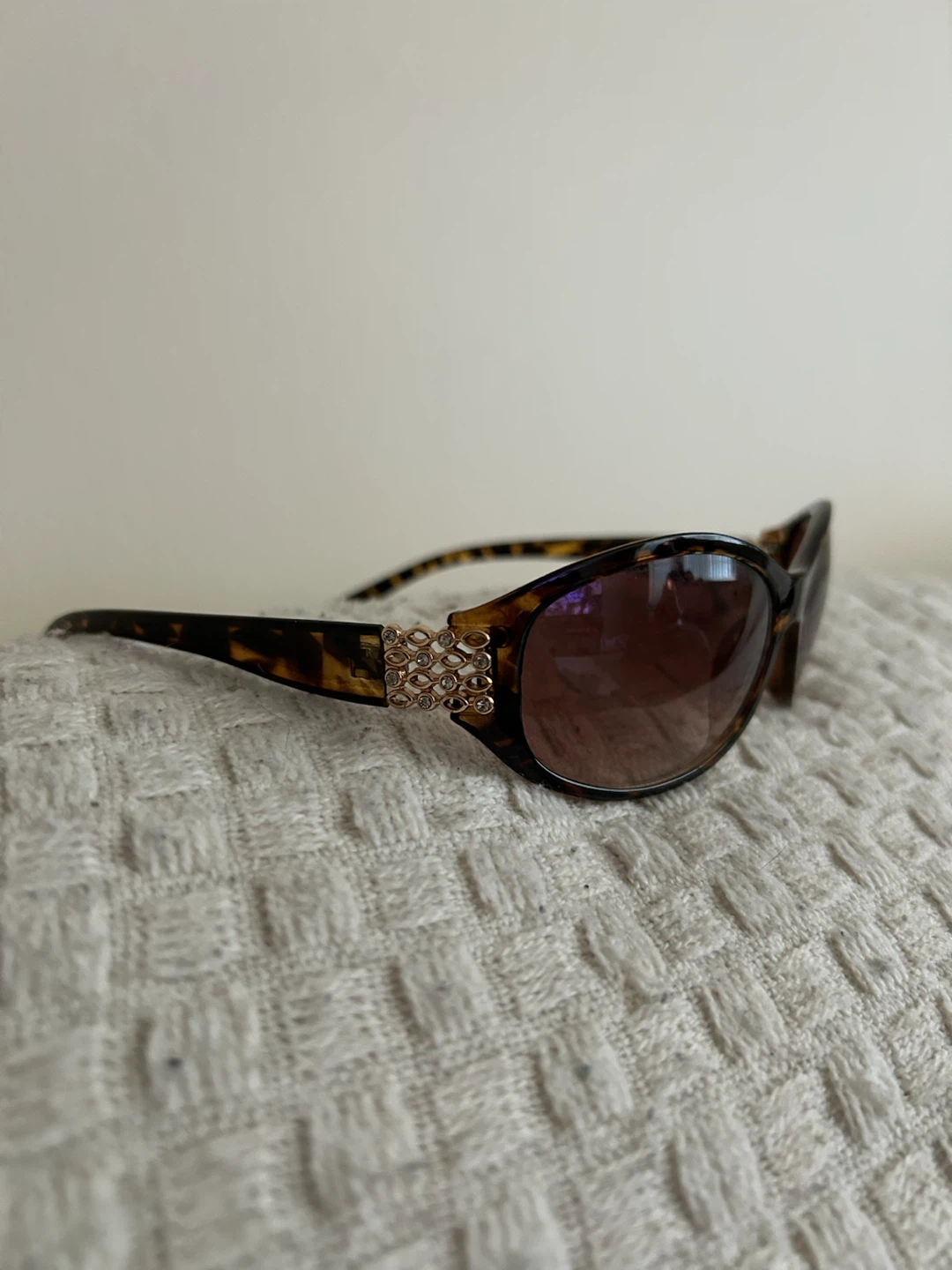 Tortoiseshell Cat-Eye Sunglasses with Rhinestone Detail - photo 2