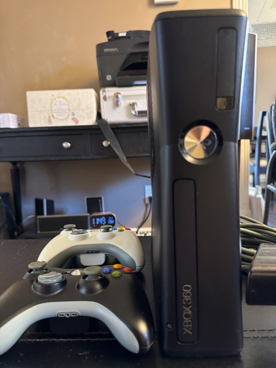 Xbox 360 Bundle with Controllers and Kinect - photo 2